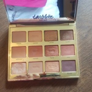 TARTE  Toasted  pallete GUC
